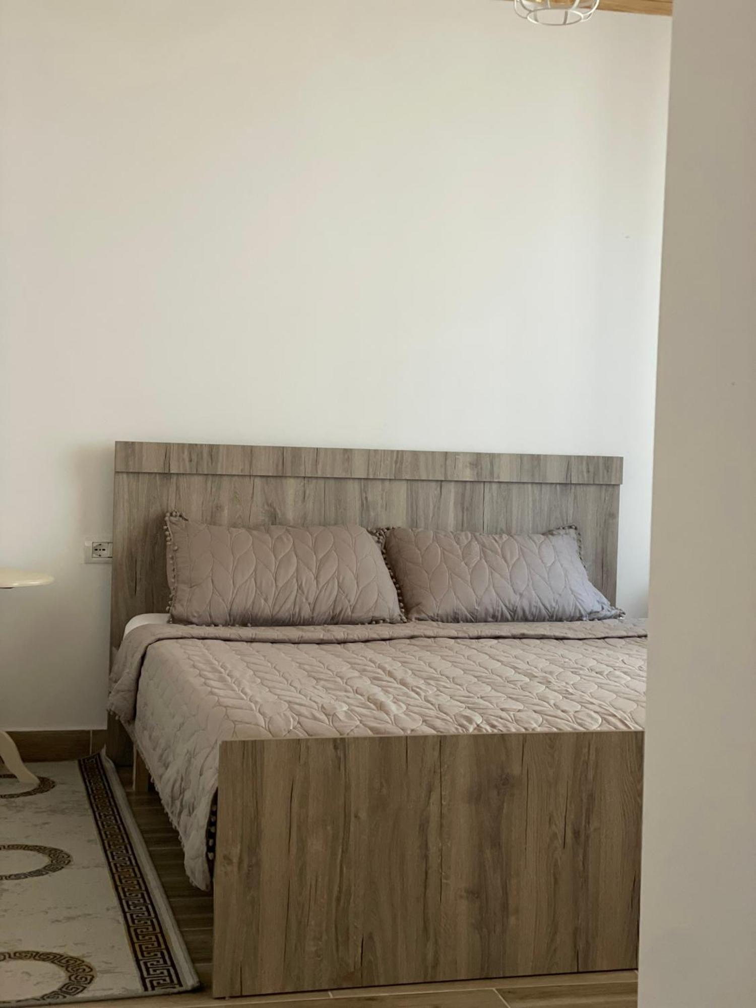 Guesthouse Kroi City Center Берат Екстериор снимка