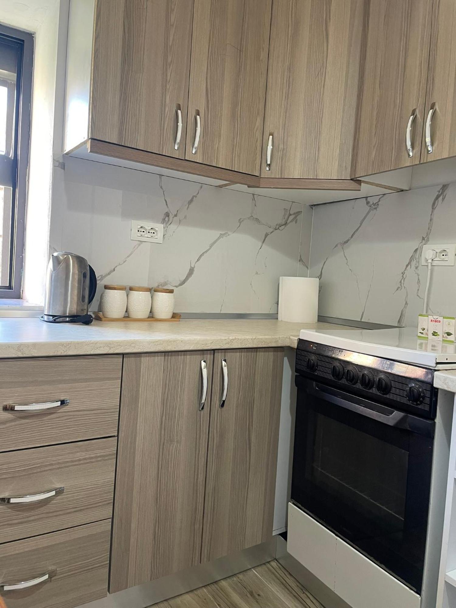 Guesthouse Kroi City Center Берат Екстериор снимка